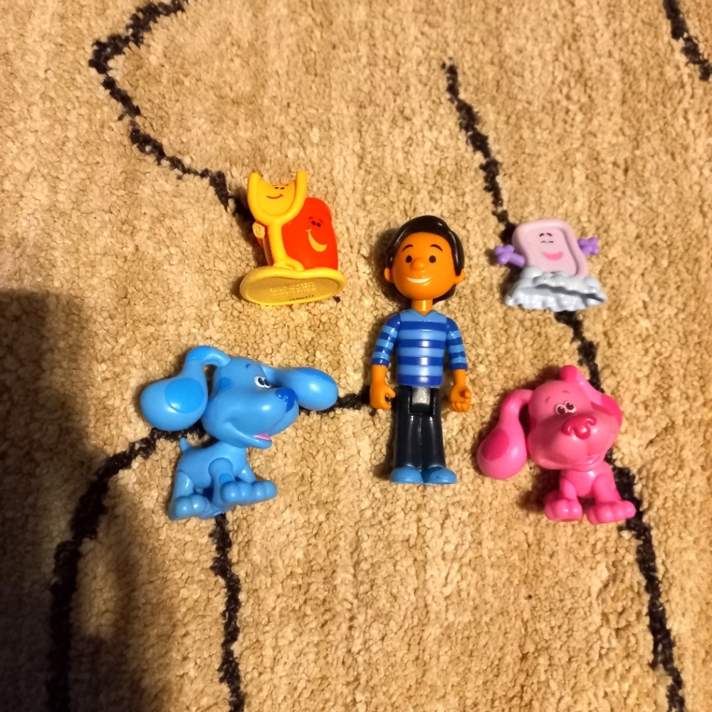 🦋4/$15🦋 NWOT 5 pc. Blues Clues Figurines